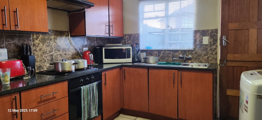 3 Bedroom Property for Sale in Waterval East North West